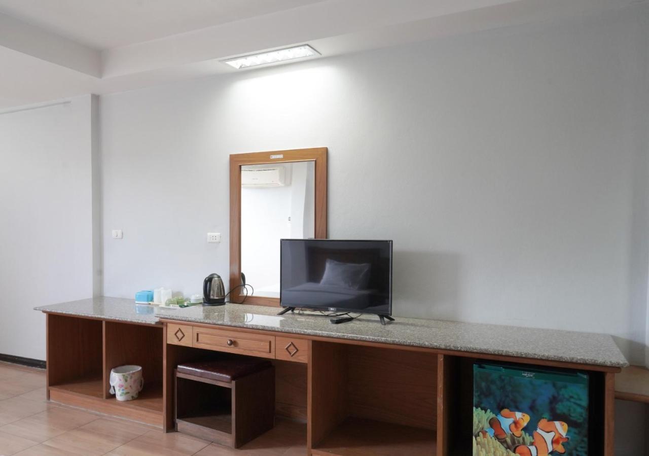 Sport Inn Chiang Rai Esterno foto